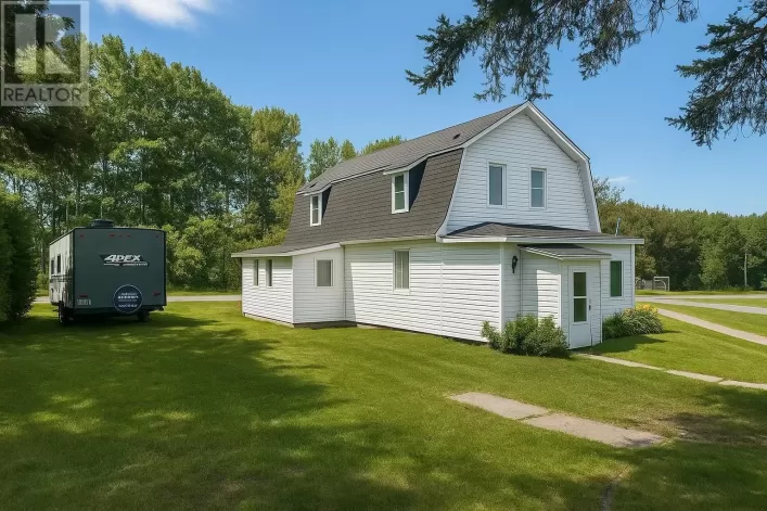 4 Riverview ST, Nipigon