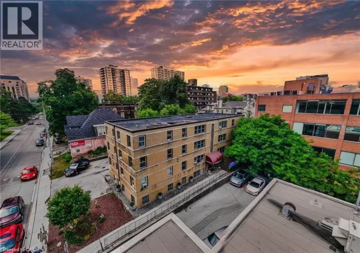 4 ROBINSON Street Unit# 7, Hamilton