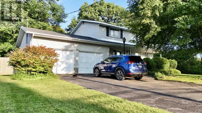 4 Silver Birch DR, Sault Ste Marie