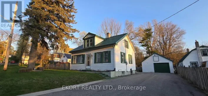 4 SOUTH STREET S, Prince Edward County