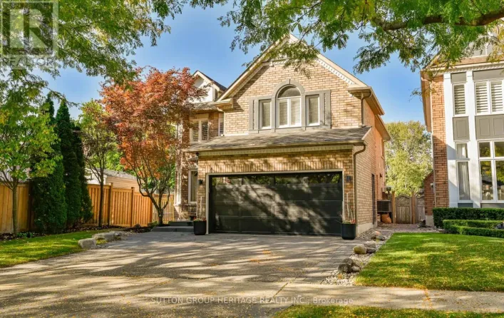 4 STRICKLAND DRIVE, Ajax