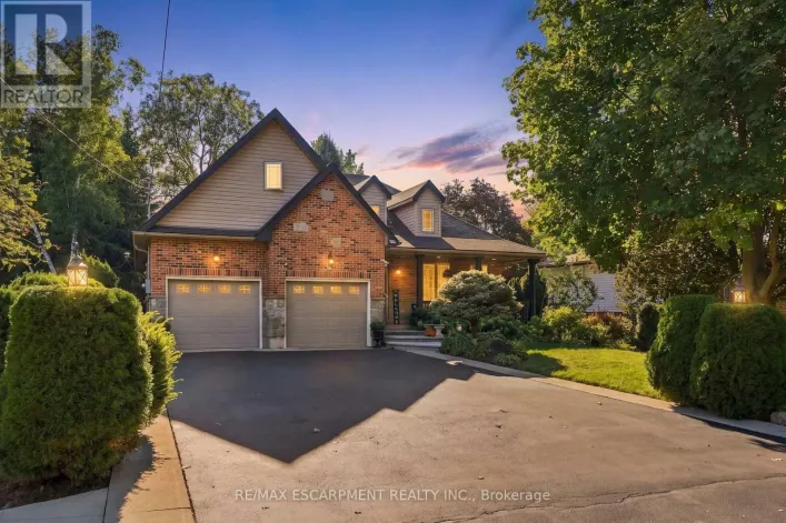 4 SUMMIT DRIVE, Hamilton