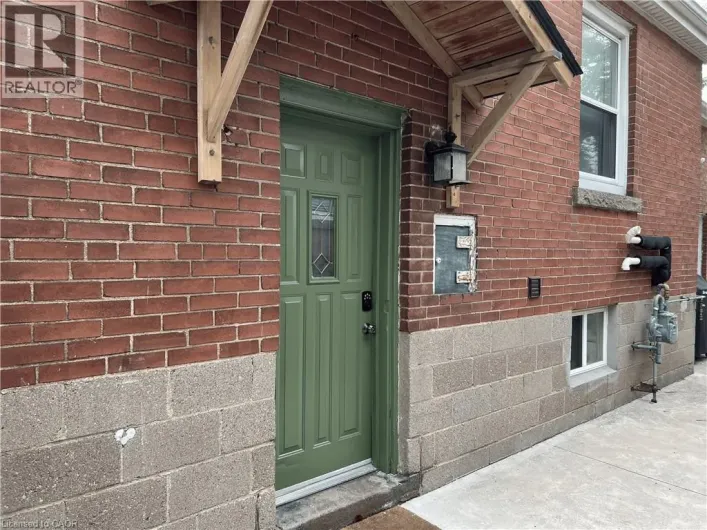 4 SUNNING HILL Avenue Unit# LOWER, Hamilton