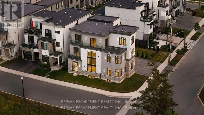 4 SUNROW GATE, Hamilton