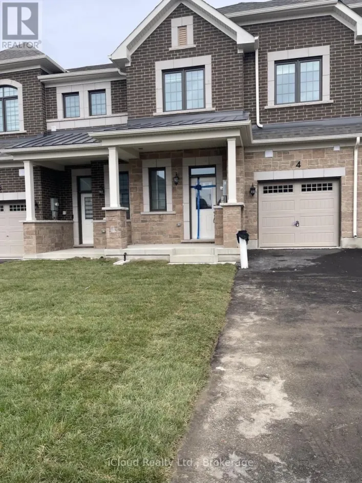 4 VINEWOOD CRESCENT, Barrie