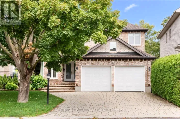 House for rent: 4 WELLSMERE COURT, Ottawa