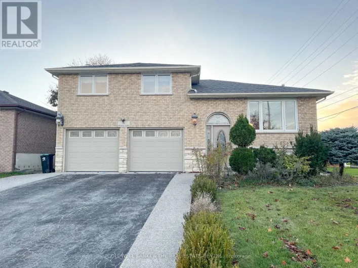 4 WOOD CRESCENT, Bradford West Gwillimbury