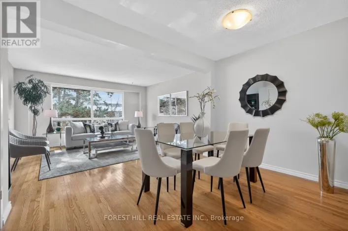 4 YETTA SHEPWAY, Toronto