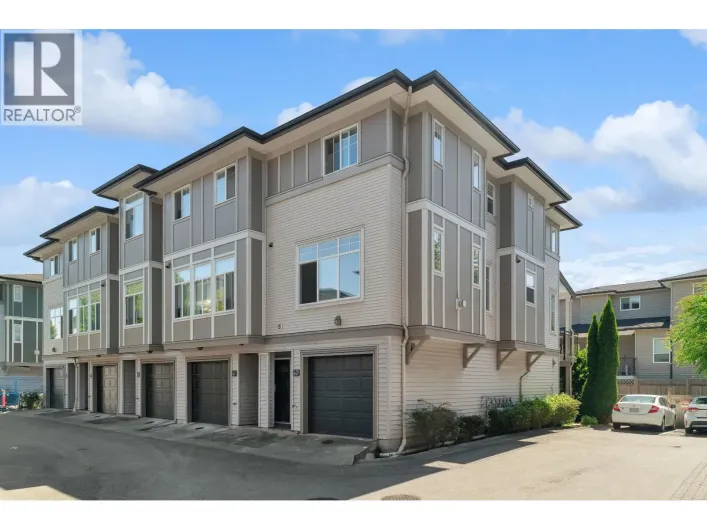 40 1010 EWEN AVENUE, New Westminster