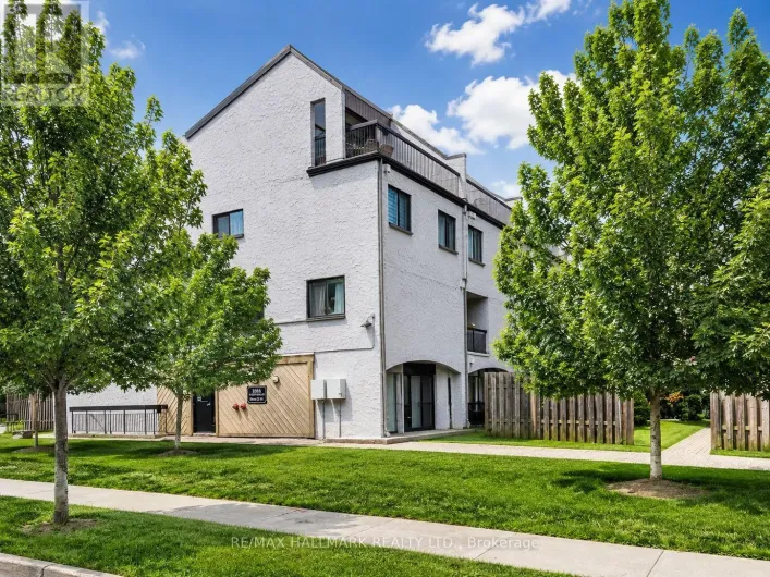 40 - 1016 FALGARWOOD DRIVE, Oakville