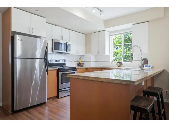 40 13239 OLD YALE ROAD, Surrey