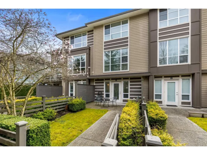 40 15405 31 AVENUE, Surrey