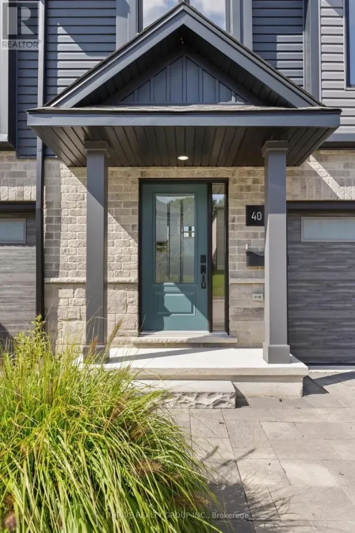 40 - 2261 LINKWAY BOULEVARD, London South