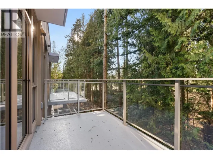40* 2375 EMERY COURT, North Vancouver