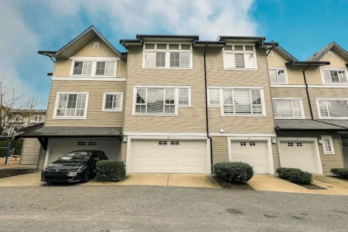 40 2450 161A STREET, Surrey