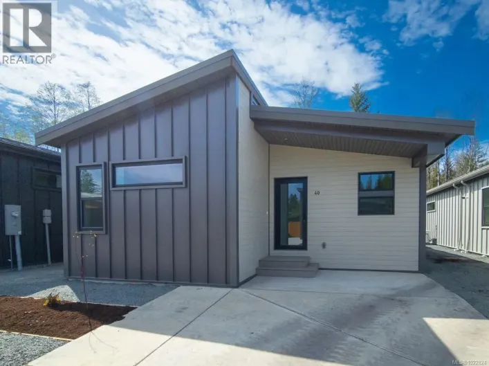 40 3025 Royston Rd, Cumberland