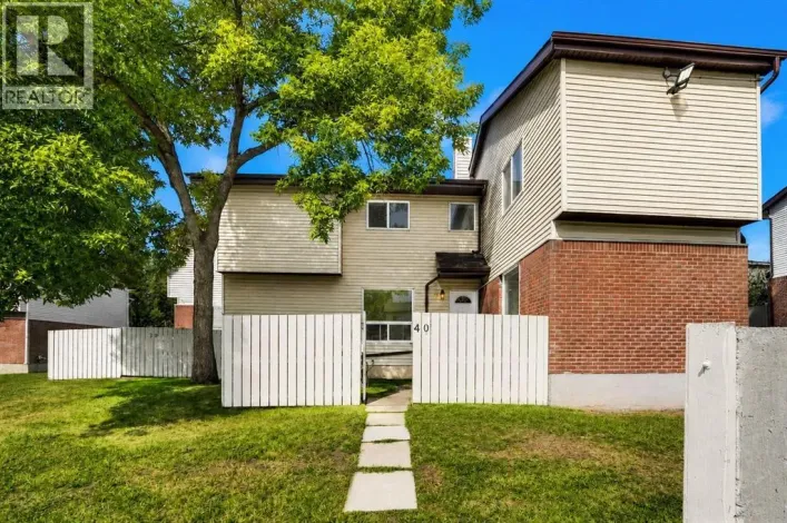 40, 32 Whitnel Court NE, Calgary