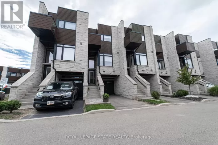 40 - 35 MIDHURST HEIGHTS, Hamilton