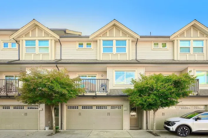 40 8358 121A STREET, Surrey