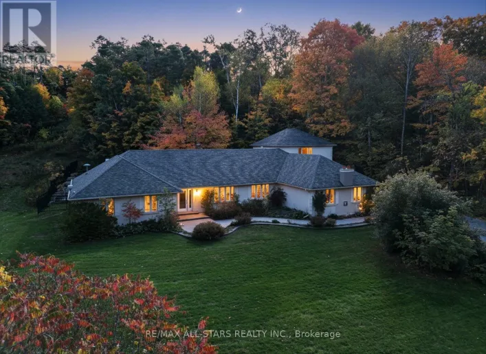 40 ALGONQUIN FOREST DRIVE, East Gwillimbury