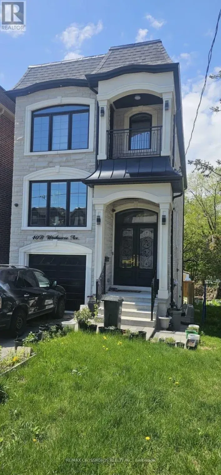 40 B WESTBOURNE AVENUE, Toronto