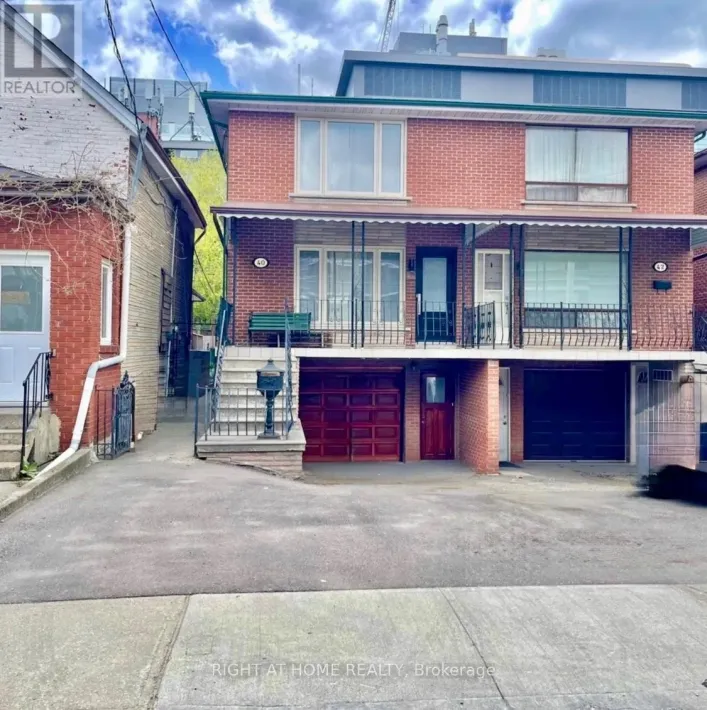 40 BELLEVUE AVENUE, Toronto