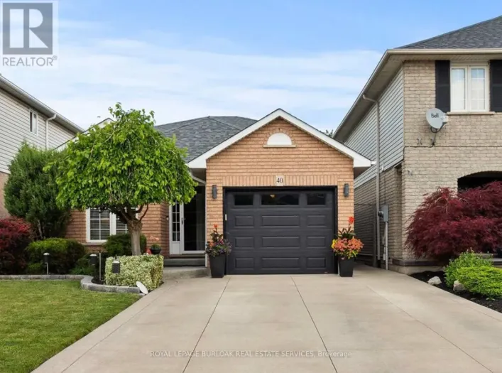 40 BRIDGETTE DRIVE, Hamilton