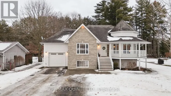 40 CHARLES COURT, Tweed)