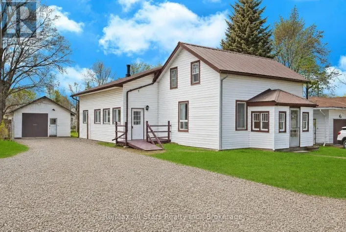 40 ELLIOT STREET, Kawartha Lakes