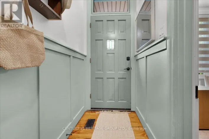 40 EMERALD STREET N, Hamilton