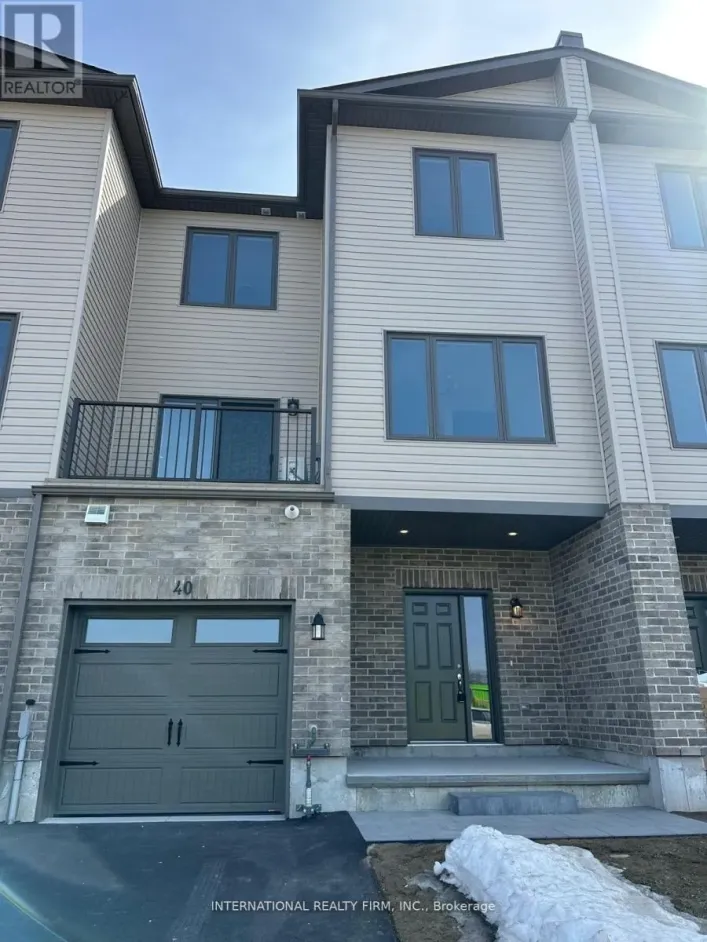 40 EVANS STREET, Prince Edward County