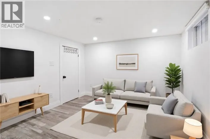 40 GARFIELD Avenue N Unit# Lower, Hamilton