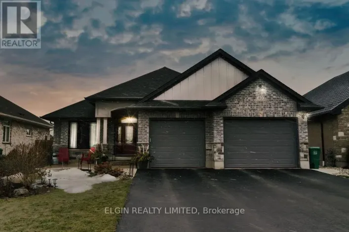 40 GLENGARIFF DRIVE, Southwold