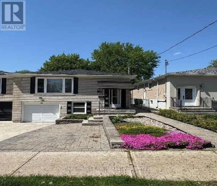 40 GREEN BUSH ROAD, Toronto
