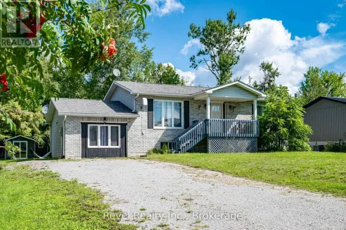 House for sale: 40 GREENWOOD CRESCENT, Kawartha Lakes