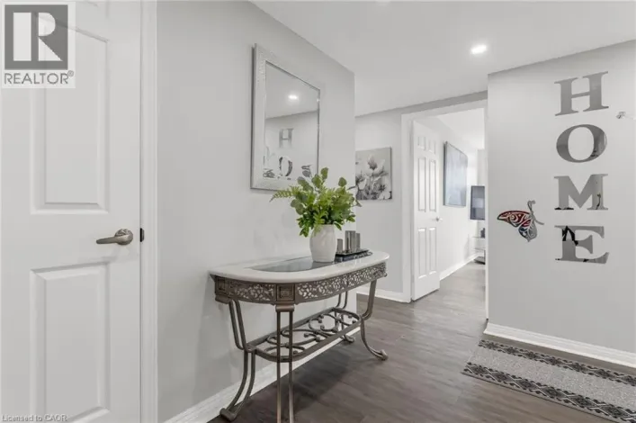 40 HARRISFORD Street Unit# 608, Hamilton