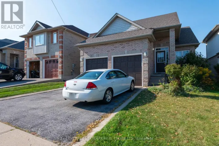 40 HIGHLAND TERRACE, Bradford West Gwillimbury