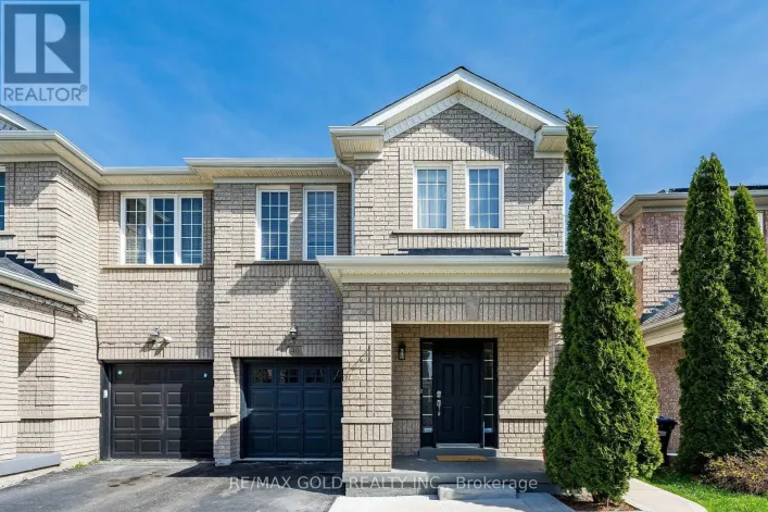 40 HOLLINGSWORTH CIRCLE, Brampton