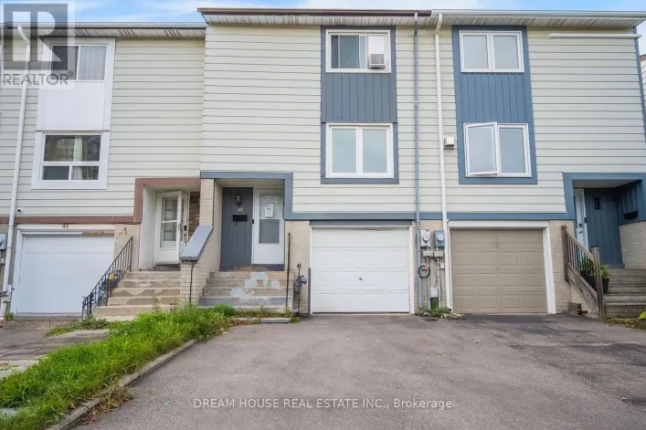 40 HOSKINS SQUARE, Brampton