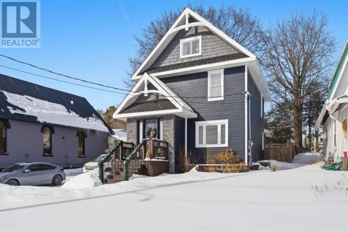 40 Michigan AVE, Blind River