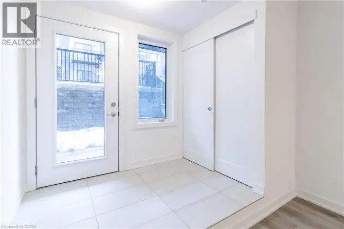 40 PALACE Street Unit# M10, Kitchener