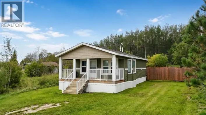 #40 Peace River Avenue, Joussard