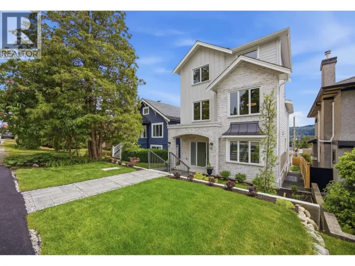 40 SEA AVENUE, Burnaby