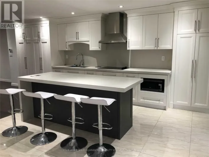 40 SEAMIST CRESCENT, Toronto