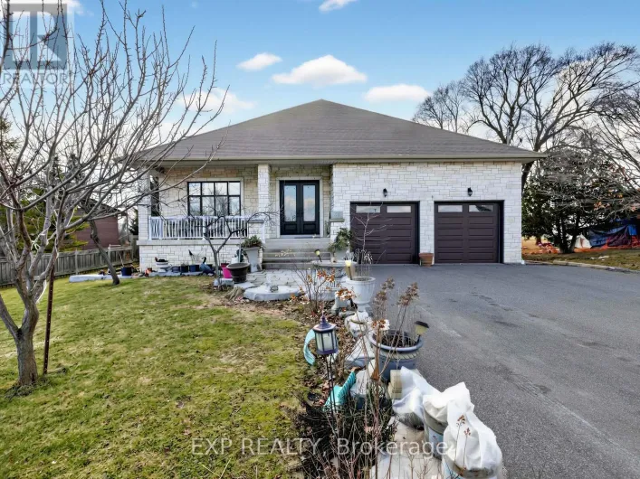 40 SIMMONS STREET, Vaughan