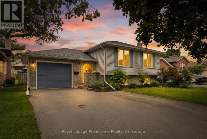 40 SPRINGBROOK CRESCENT, Belleville