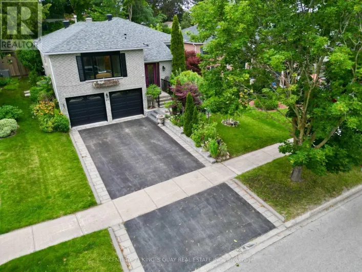 40 STONEHILL BOULEVARD, East Gwillimbury