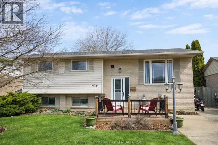 40 Thornhill CRESCENT, Chatham