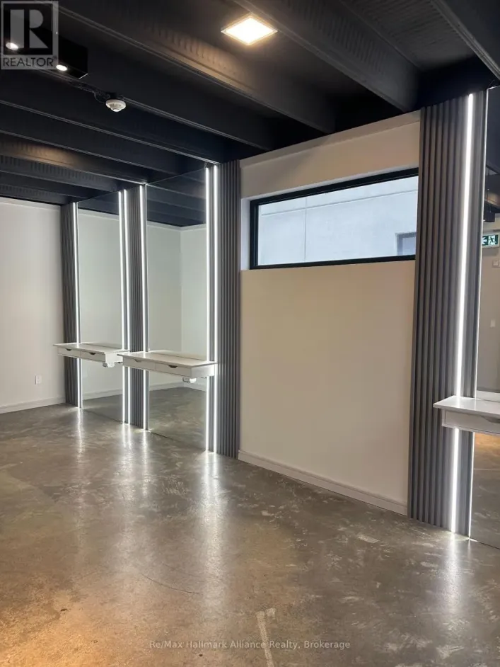 400 - 155 THIRTIETH STREET, Toronto