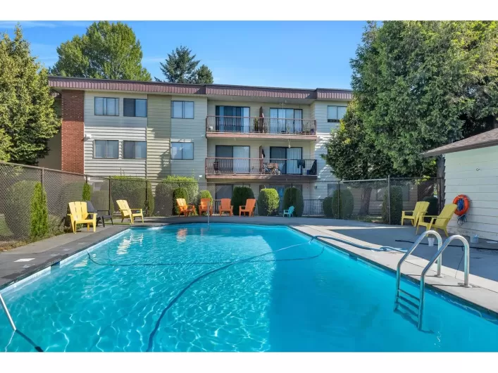 400 1909 SALTON ROAD, Abbotsford